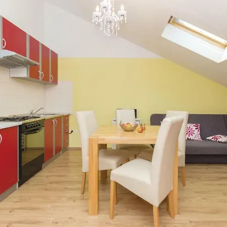Two-bedroom In Appartamento *